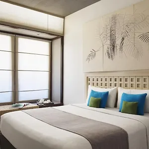 Hotel Beds
