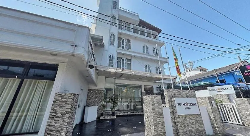 Hotel Royal Castle Negombo 3*,